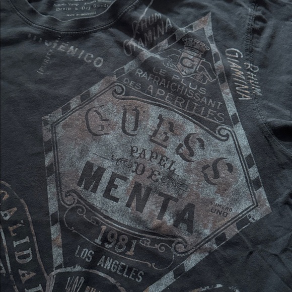 GUESS Men's Black Graphic Tee Size L - Picture 2 of 5